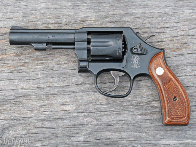 Smith & Wesson M&P revolver