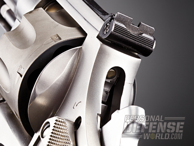 The 929 features a rugged, adjustable rear sight.