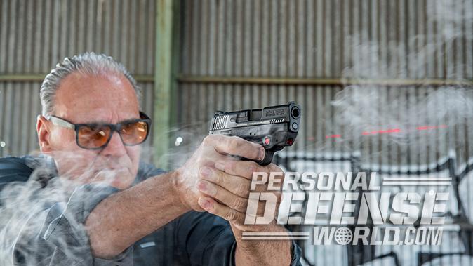 Smith & Wesson M&P9 Shield M2.0 pistol shooting
