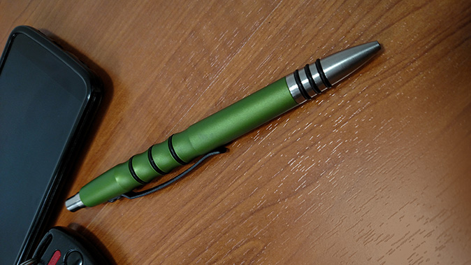 carrying concealed tactical pen