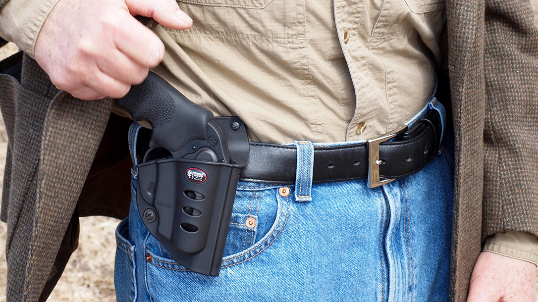 Illinois Attorneys Argue Gun Permits