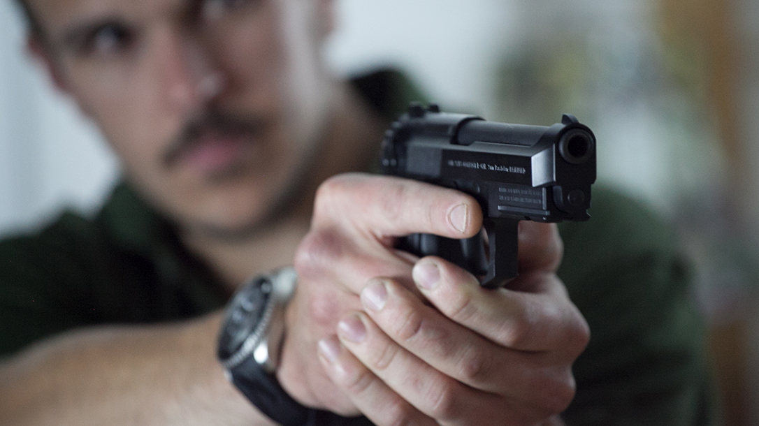Chicago Permit Holder Shoots Armed Robber, Beretta