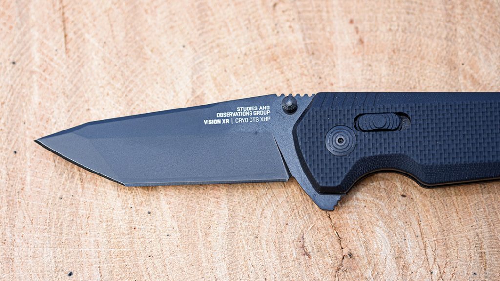 A modified tanto tip gives the Vision excellent penetration capabilities.