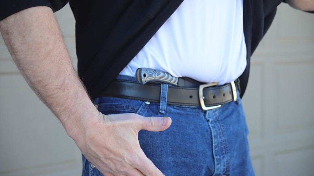Static cord carry allows quick, easy access to the knife with either hand. It’s also very comfortable. It is an ideal way to carry knives for handgun retention.