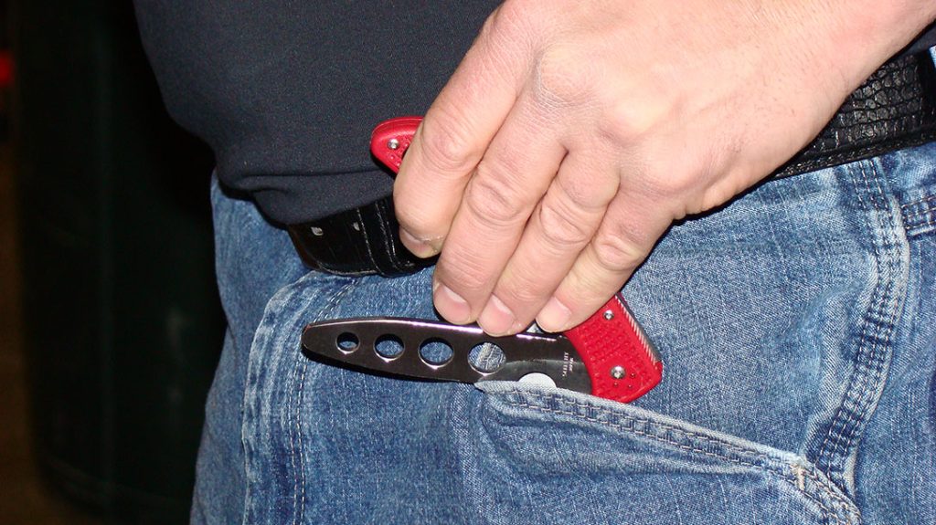 If you opt for this style of carry, get a folder with a “Wave” opener and configure it for a reverse-grip draw.