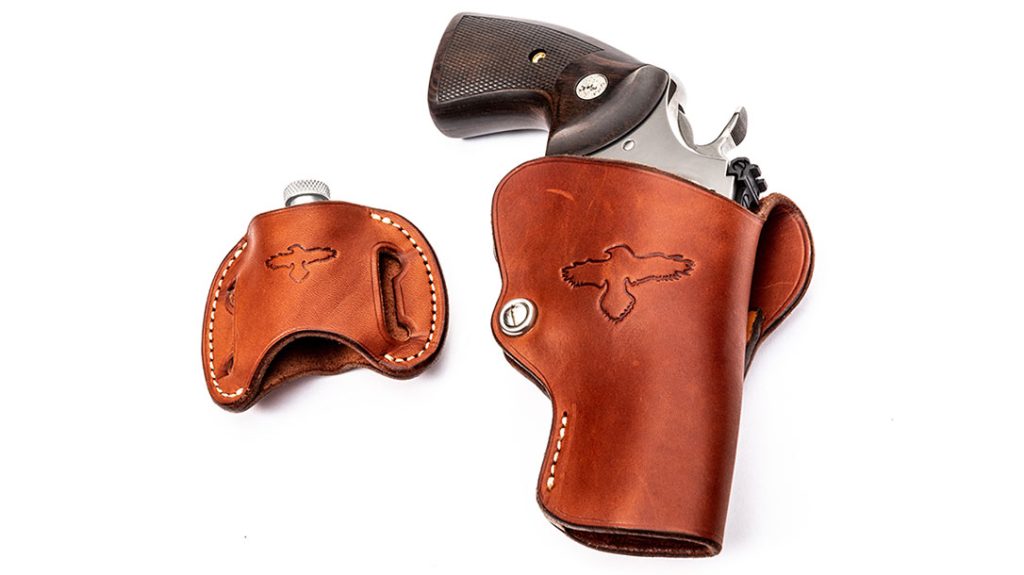 Barranti Leather made a custom holster and speed loader holster for the author.
