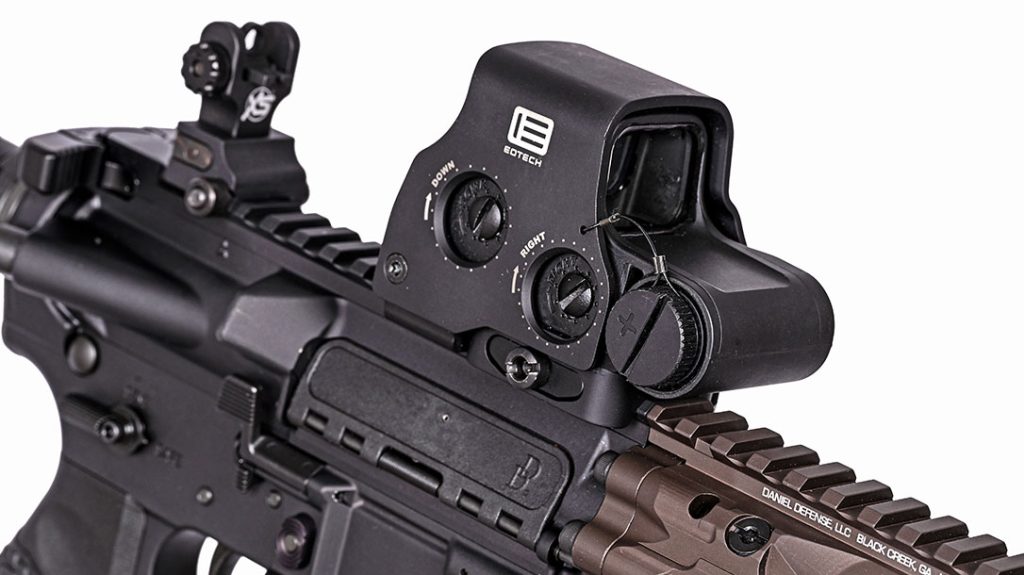 EOTech's HWS XPS Green holosight was the perfect pairing with the Daniel Defense M4A1 RIII carbine.